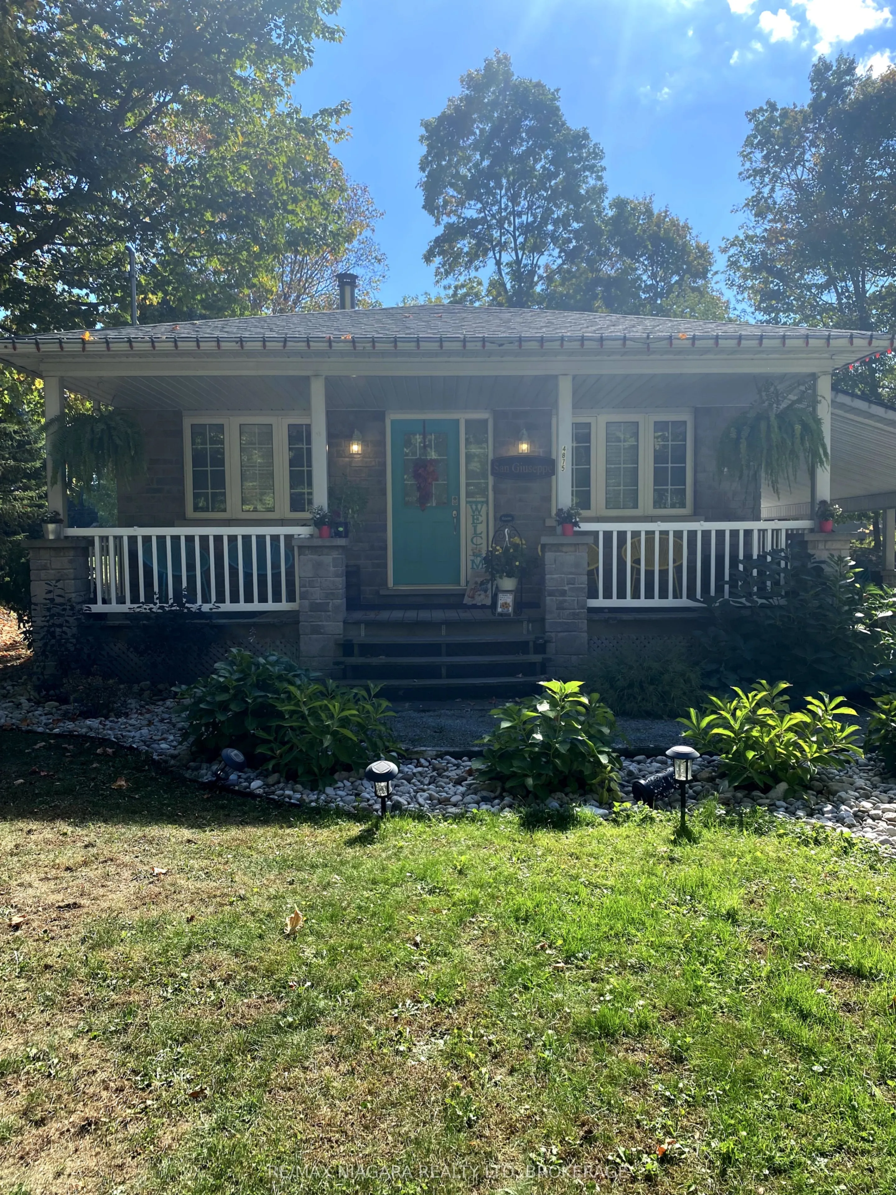 4875 Firelane 18