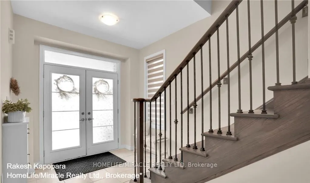 99 Sunflower Crescent