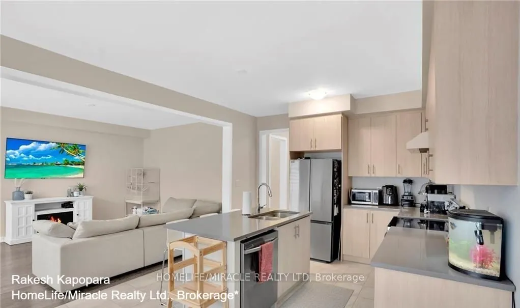 99 Sunflower Crescent