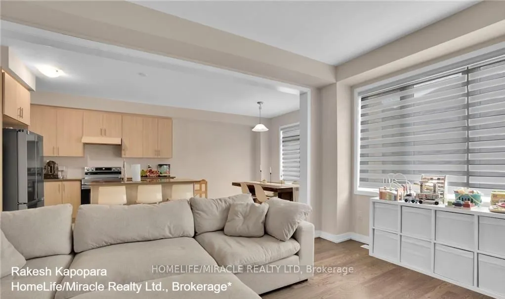 99 Sunflower Crescent