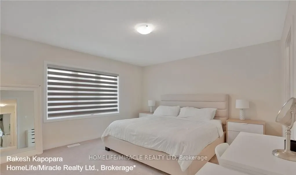 99 Sunflower Crescent