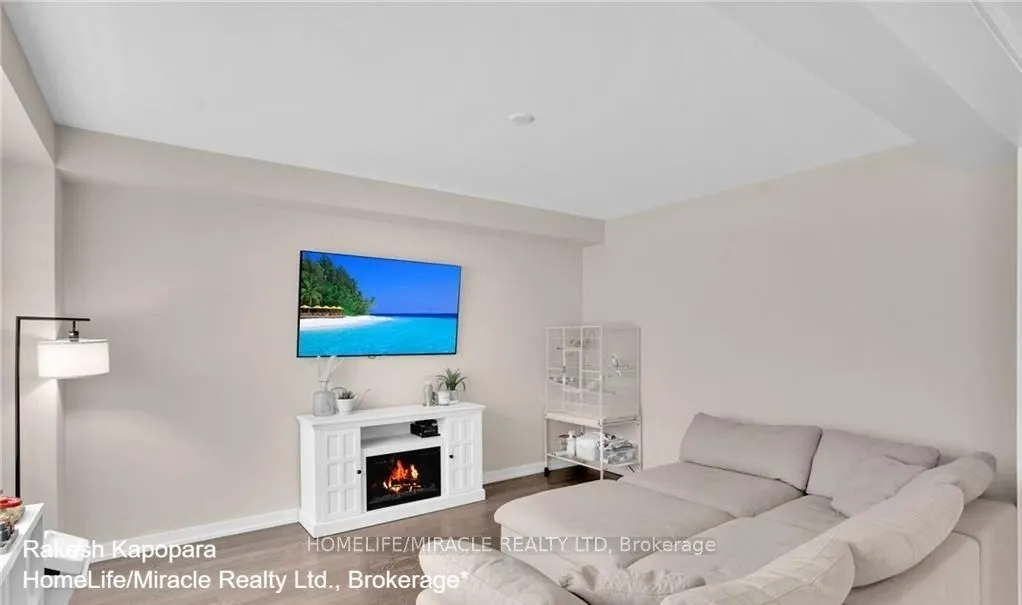 99 Sunflower Crescent