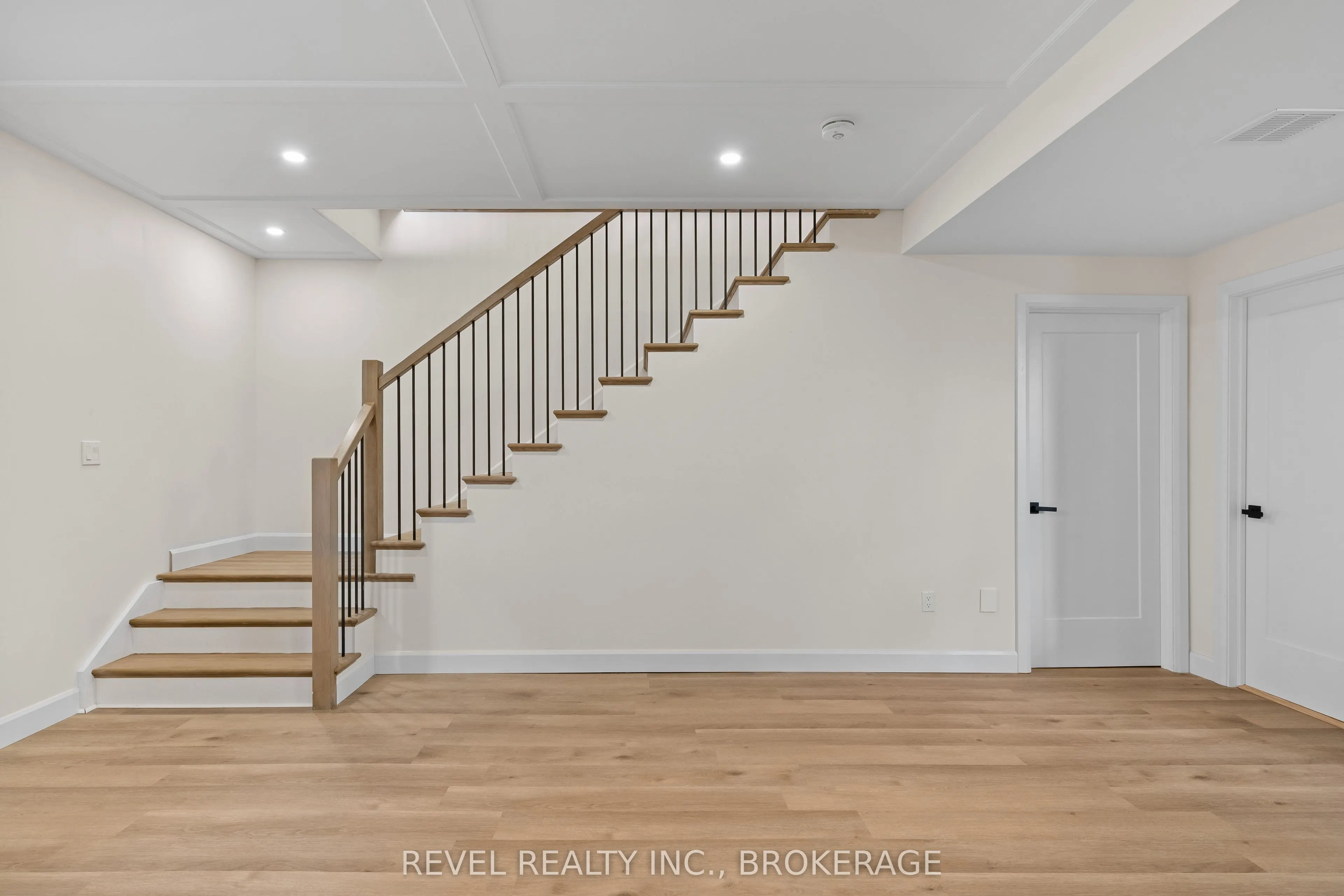 121 Creighton Drive