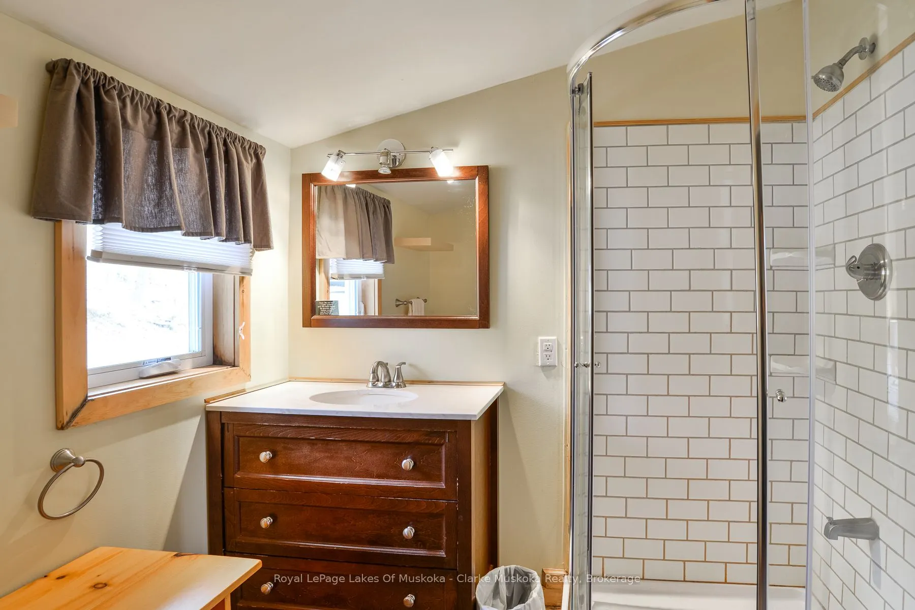 7 Silver Point Road, #7