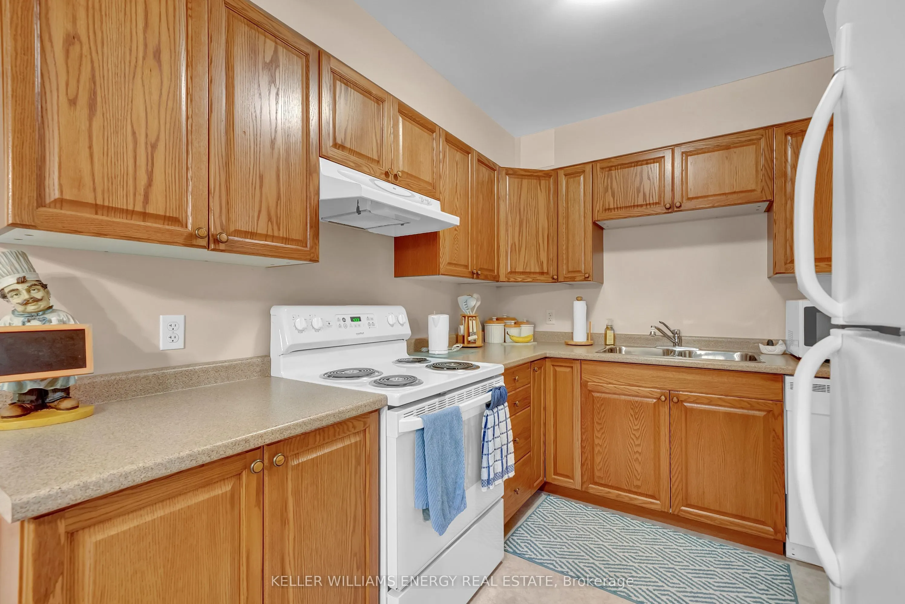 841 Battell Street, #208