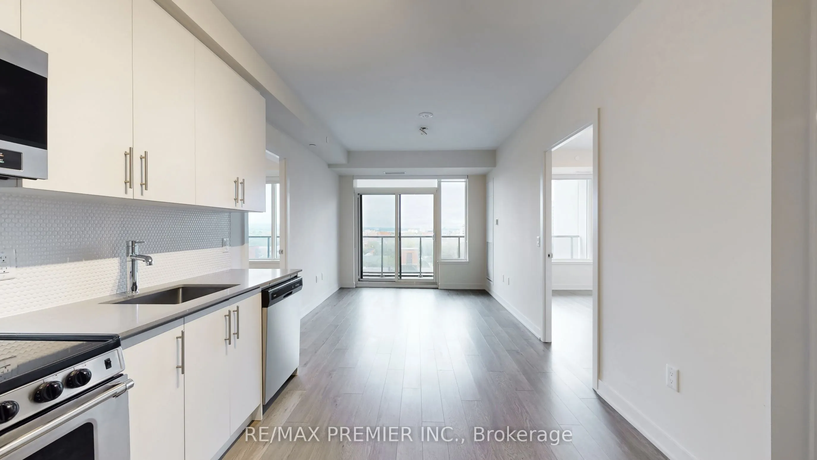 212 King William Street, #922