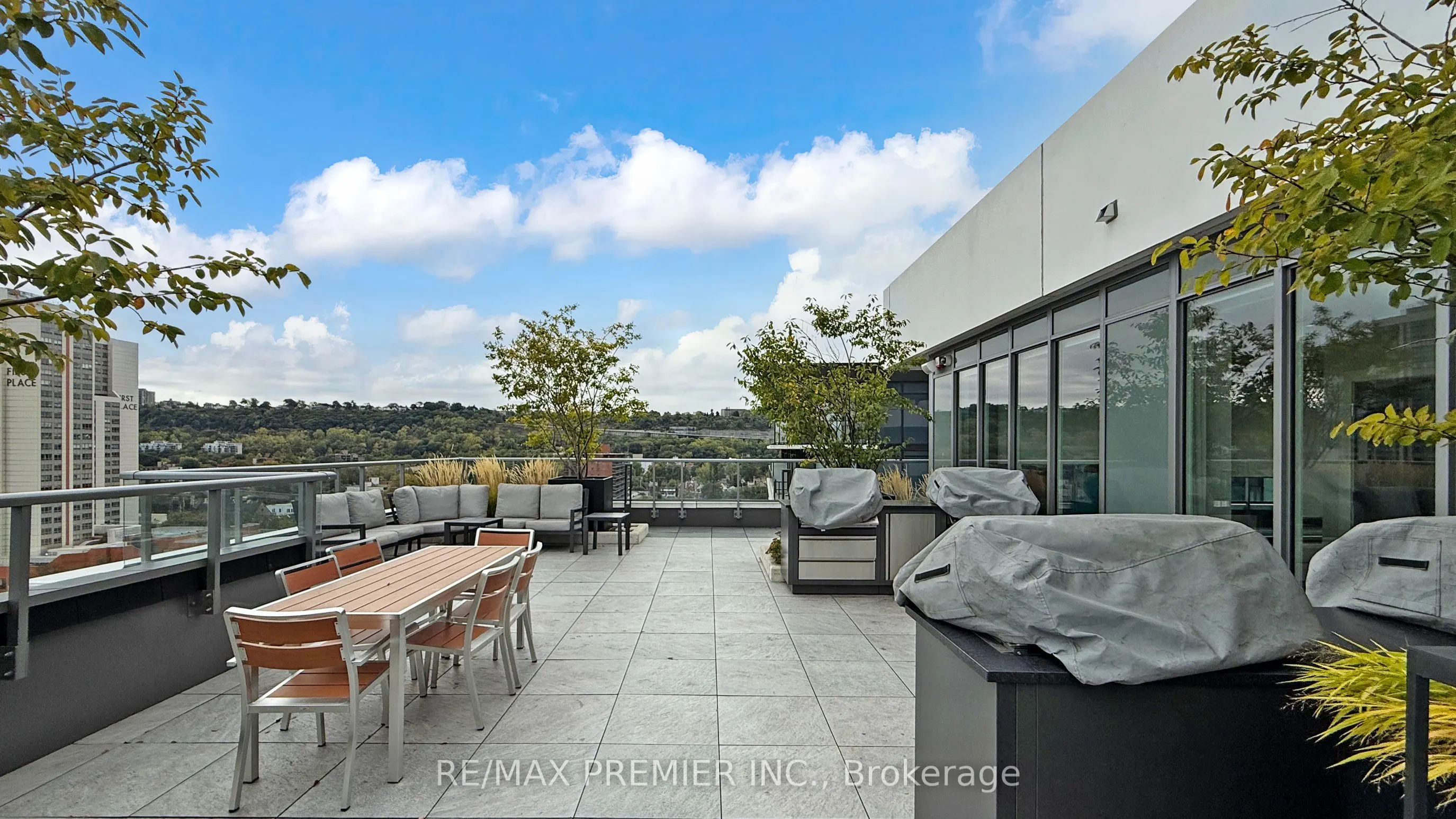212 King William Street, #922