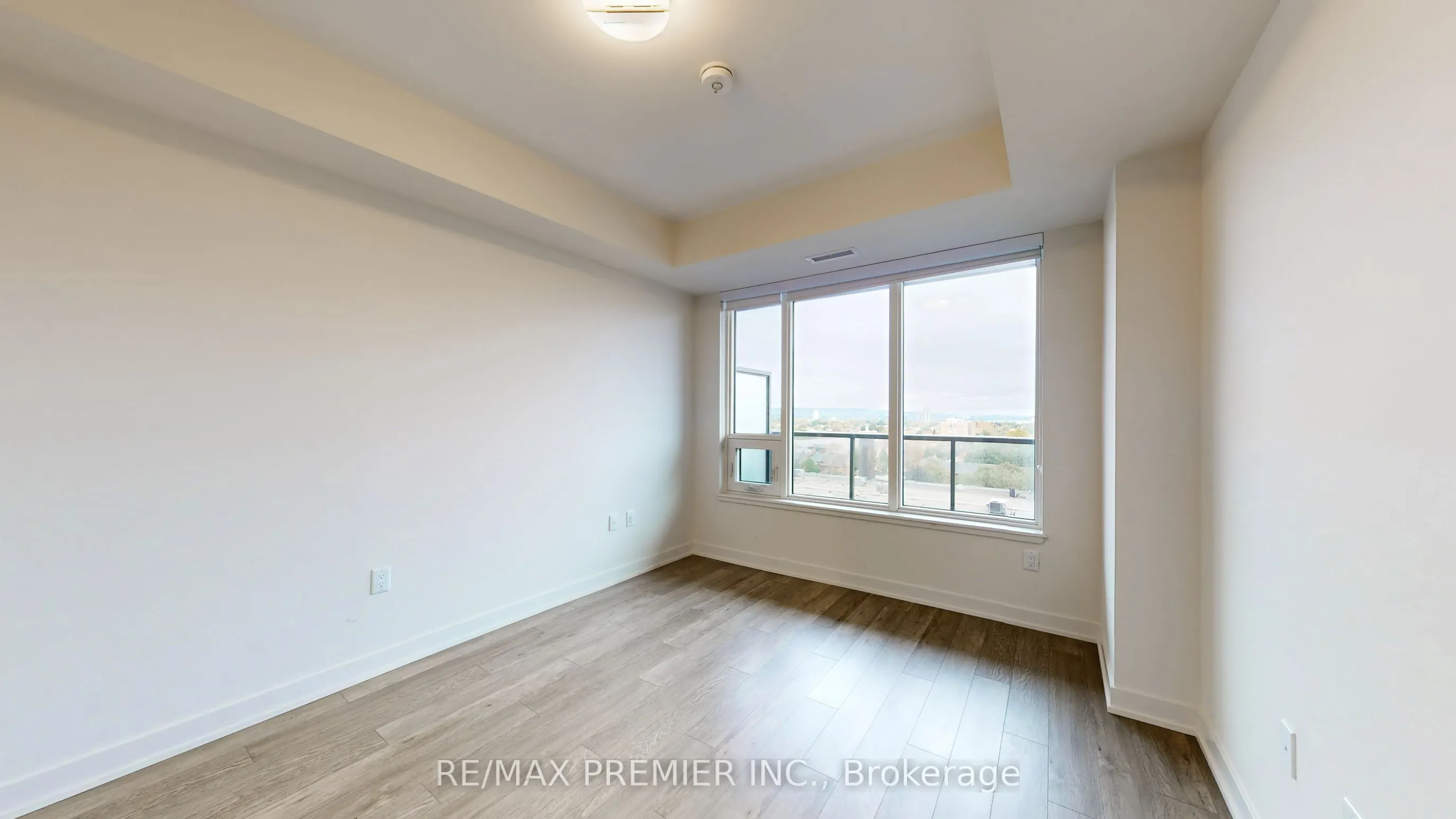 212 King William Street, #922
