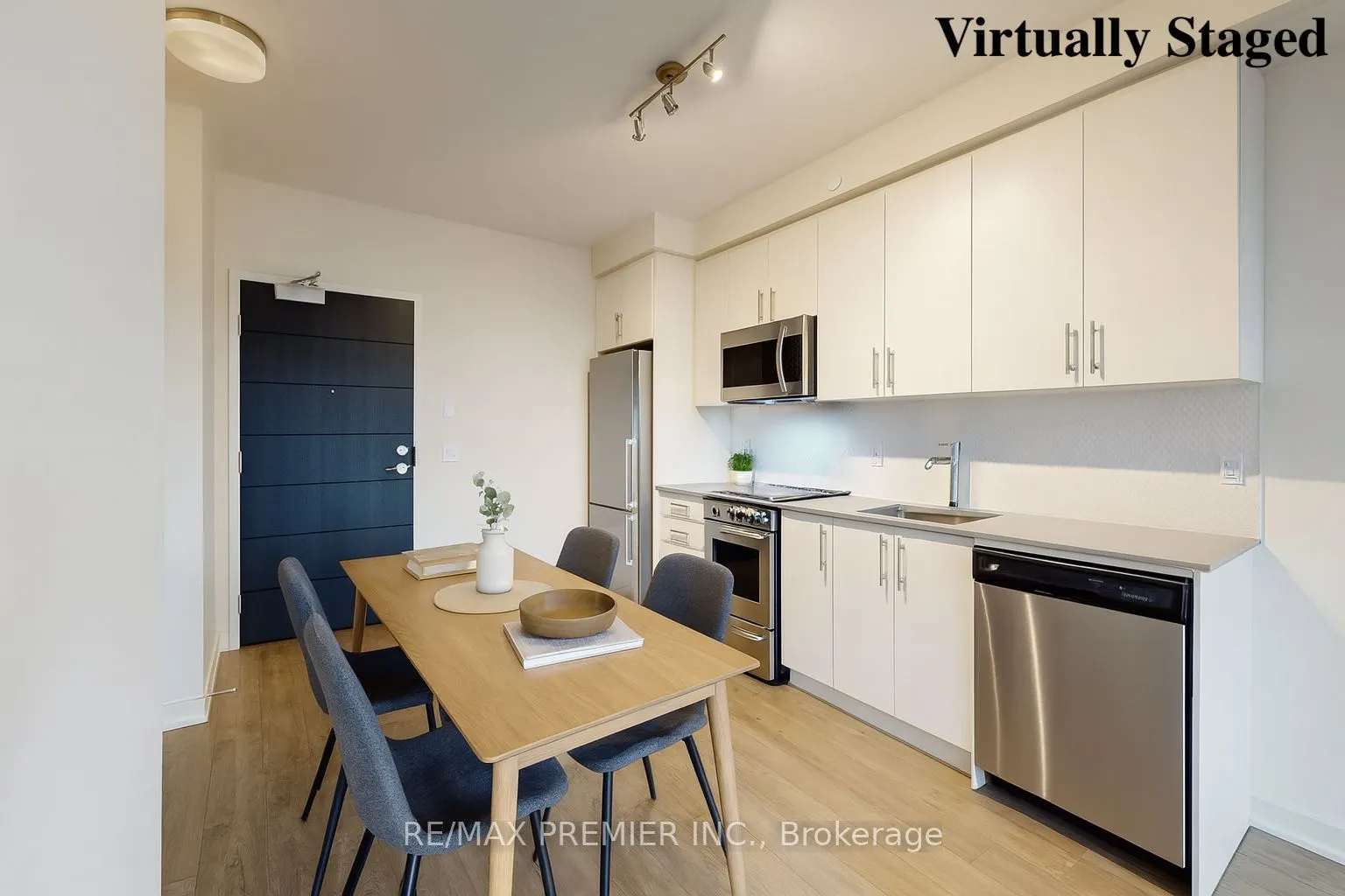 212 King William Street, #922