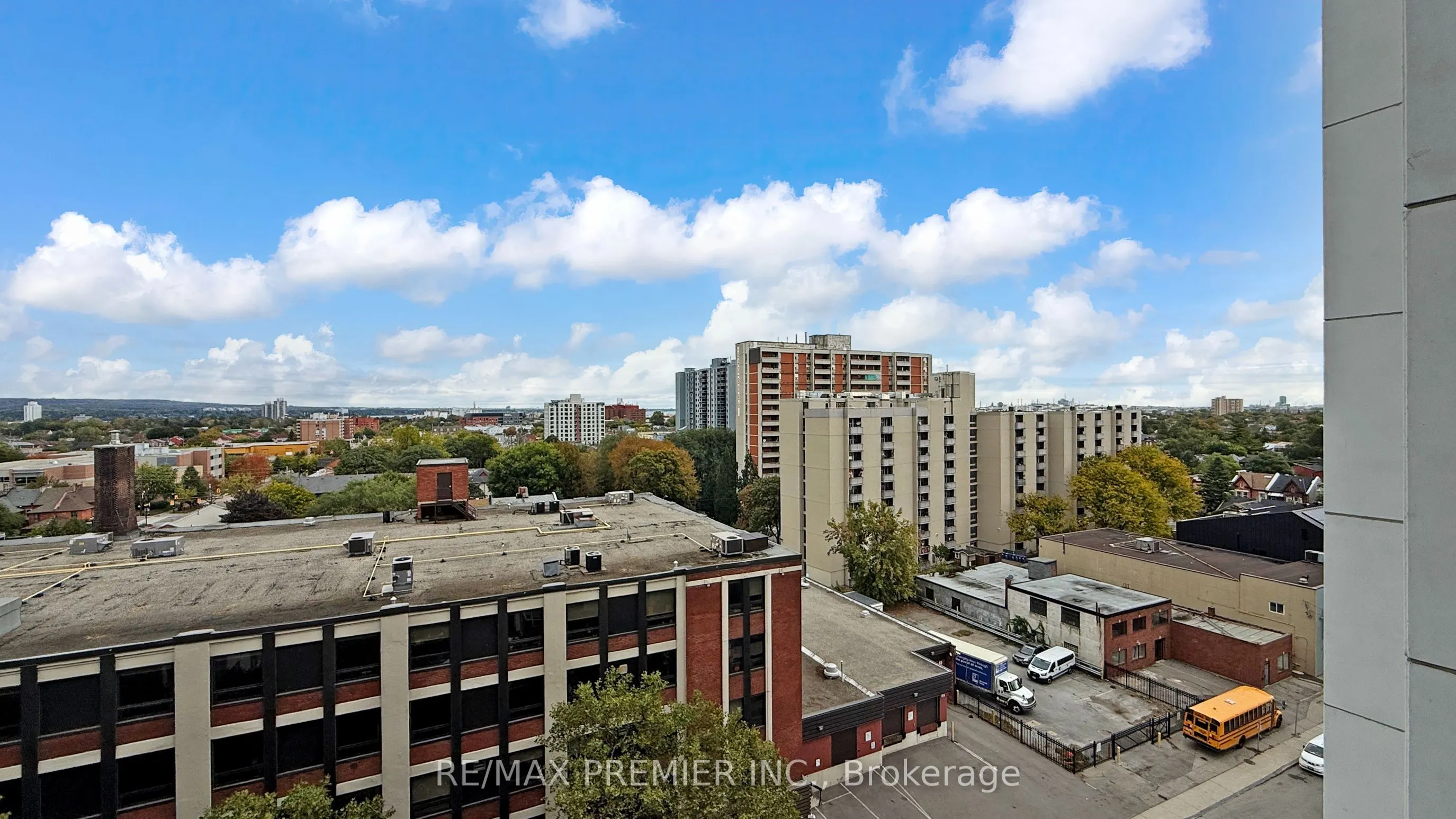 212 King William Street, #922