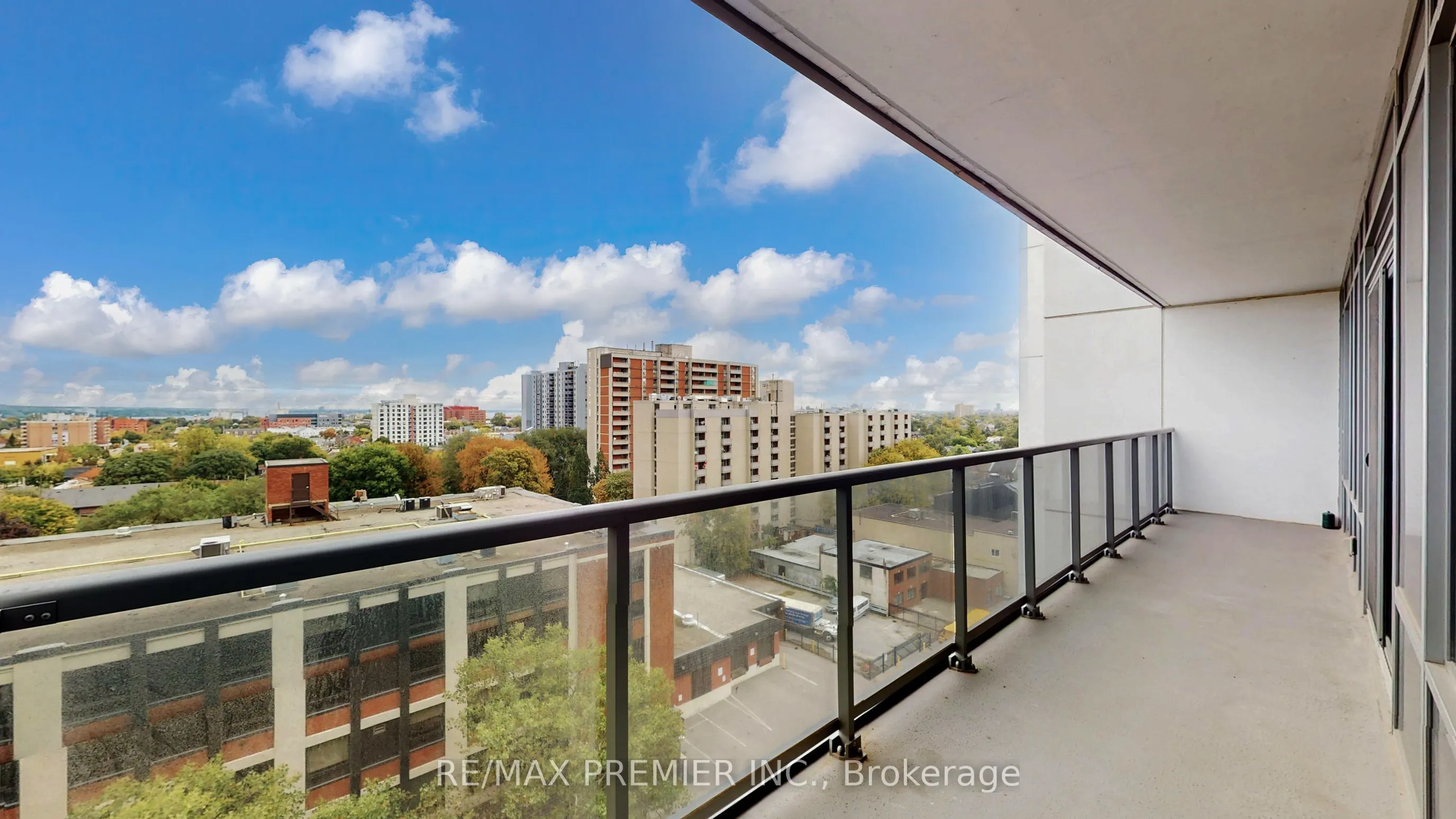 212 King William Street, #922
