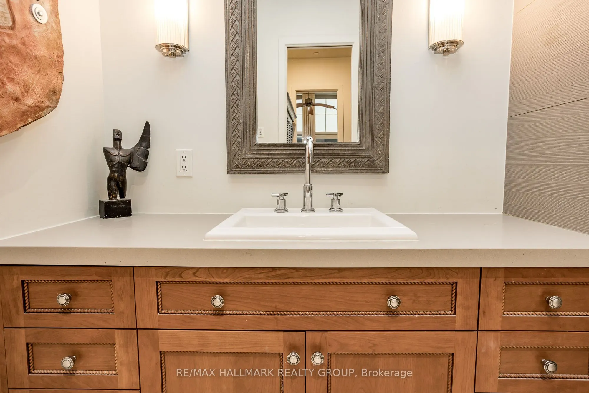 12 Stirling Avenue, #2