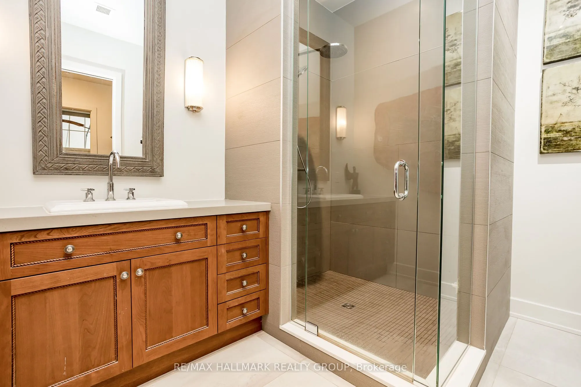 12 Stirling Avenue, #2
