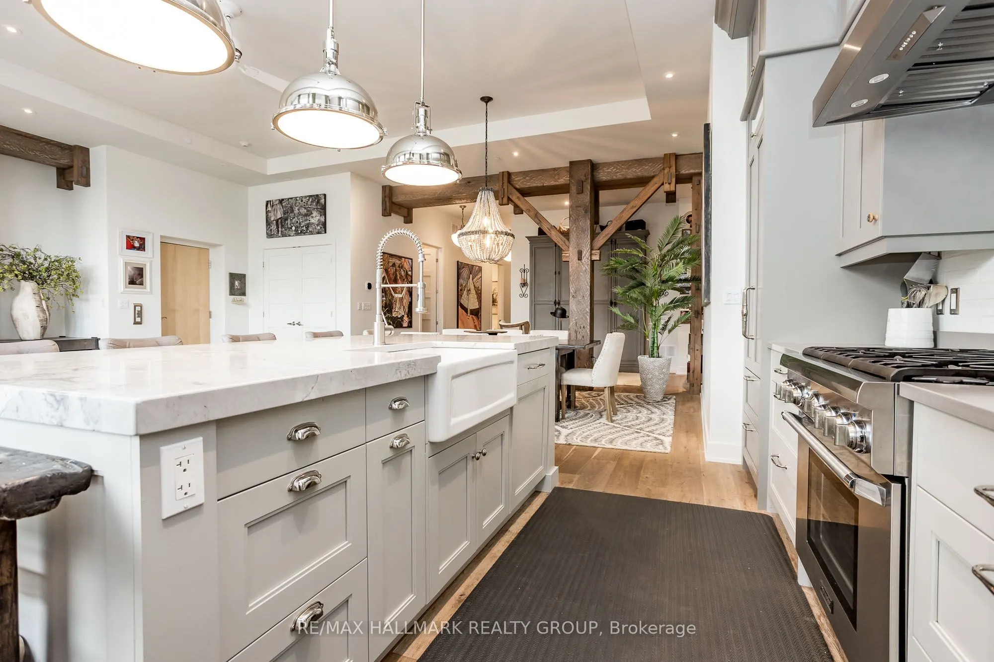 12 Stirling Avenue, #2