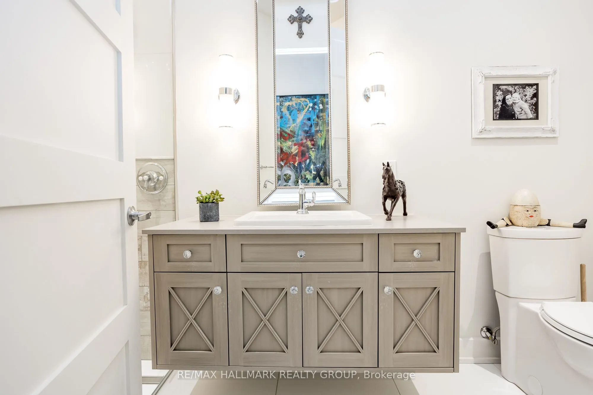 12 Stirling Avenue, #2
