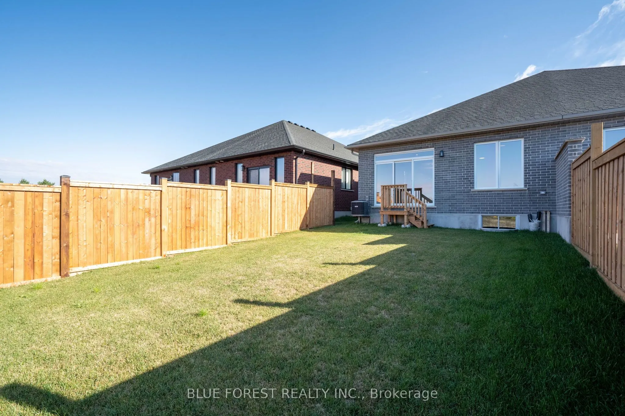 142 SHIRLEY Street