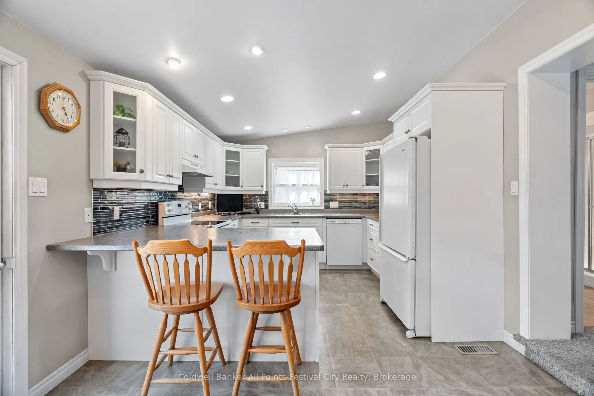 264 Huron Road