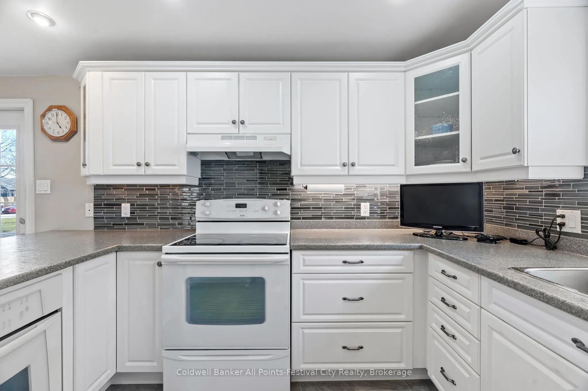 264 Huron Road
