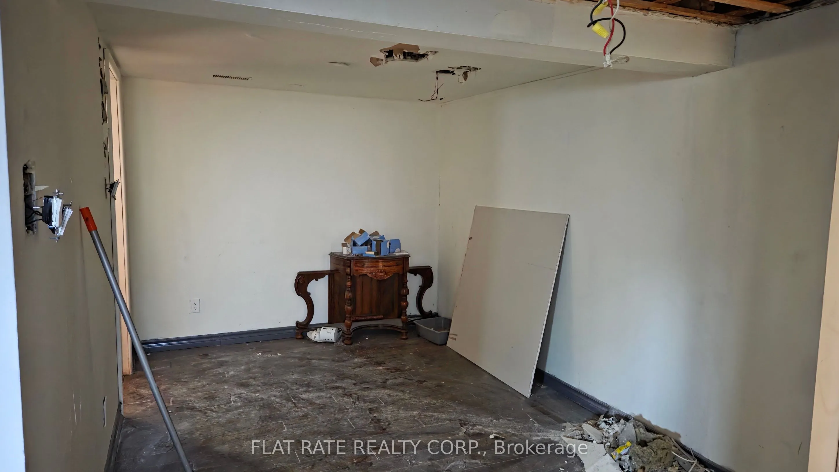 106 STEWART Street