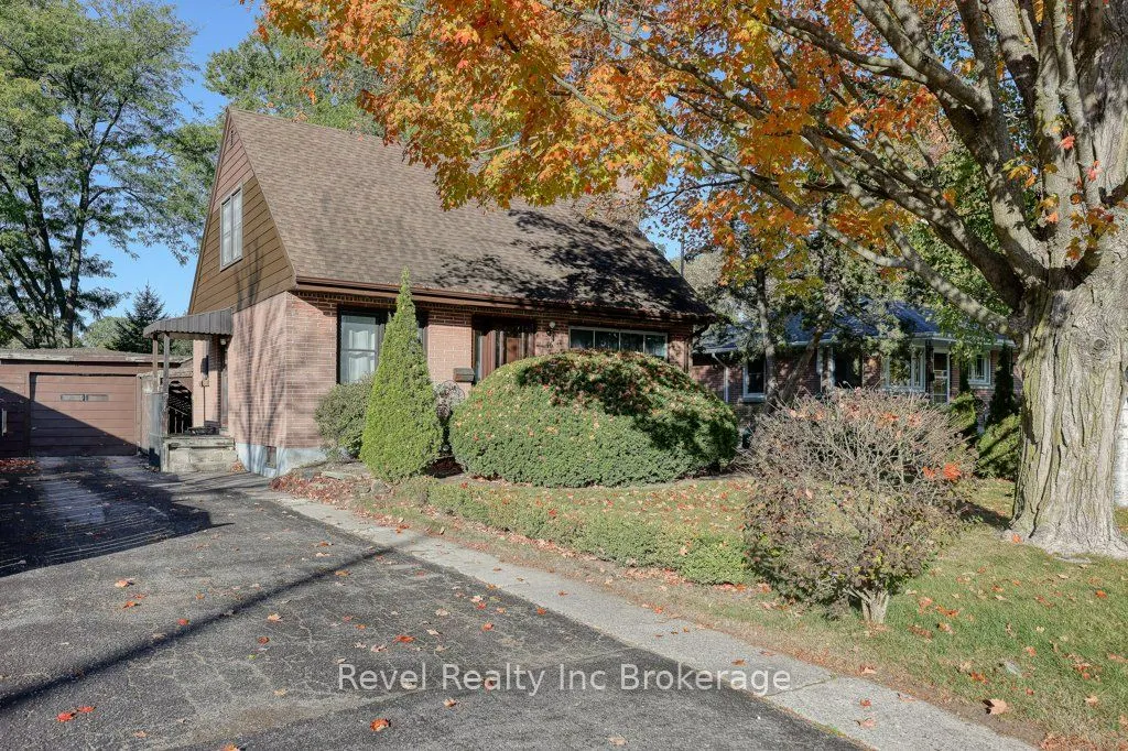 46 Aileen Drive