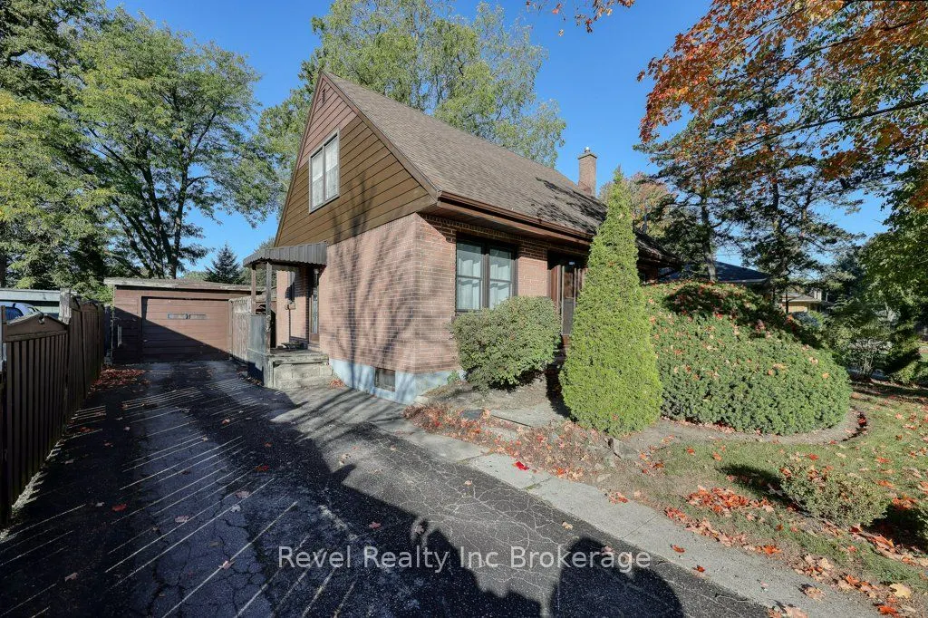 46 Aileen Drive