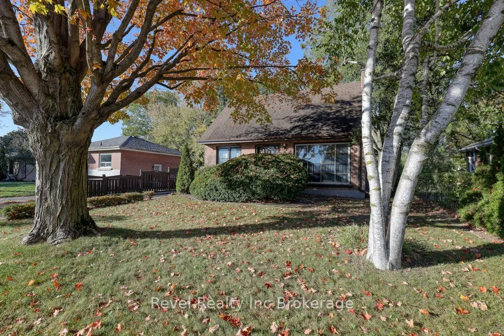 46 Aileen Drive