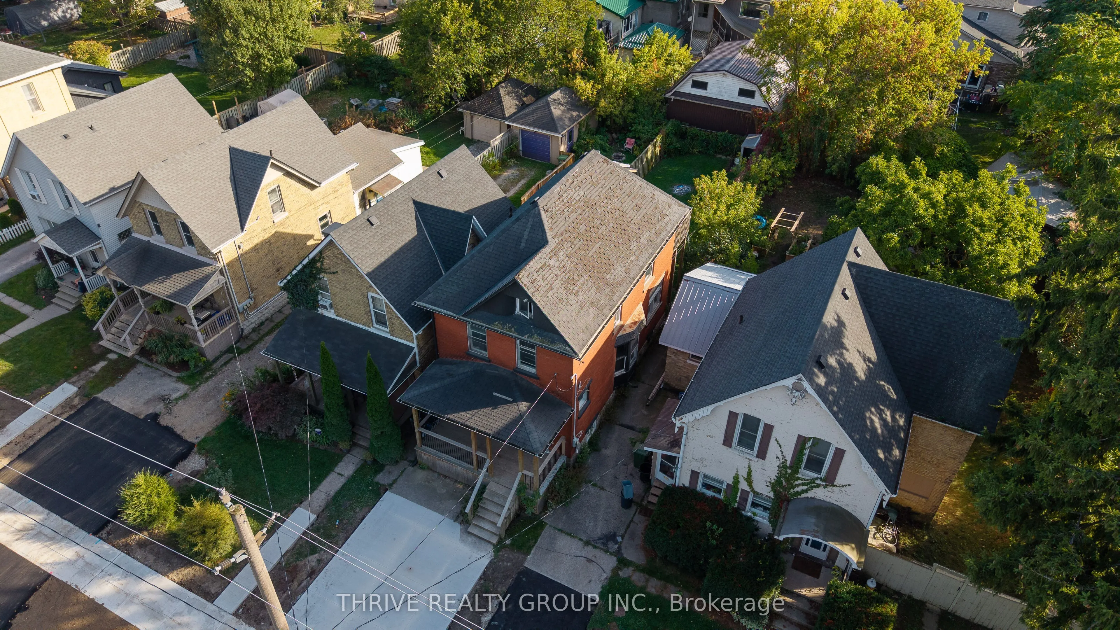 11 Forest Avenue