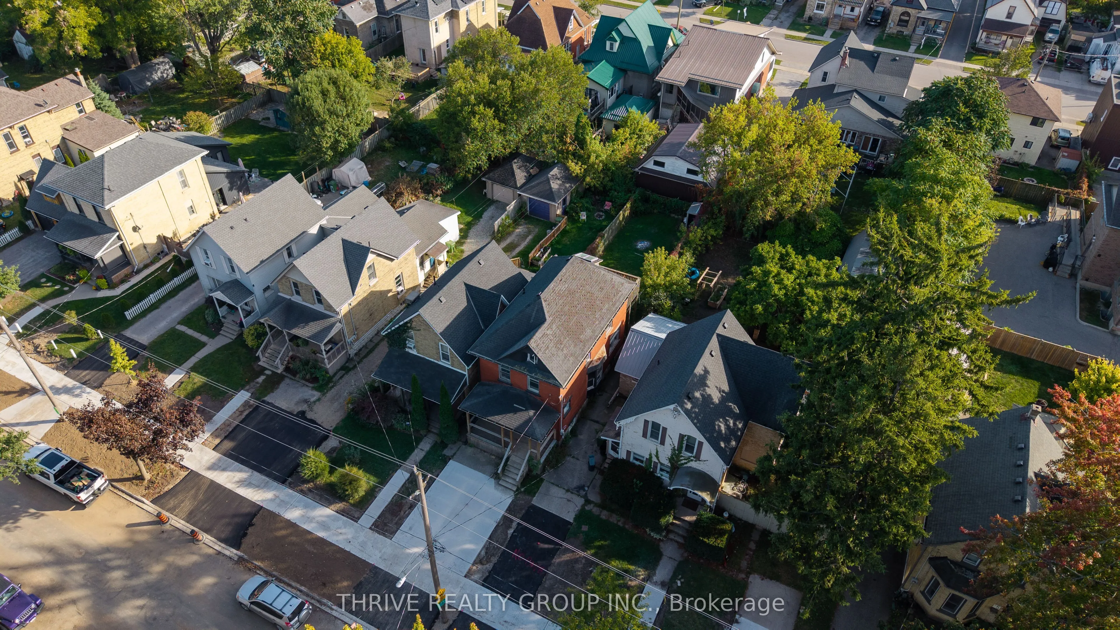 11 Forest Avenue