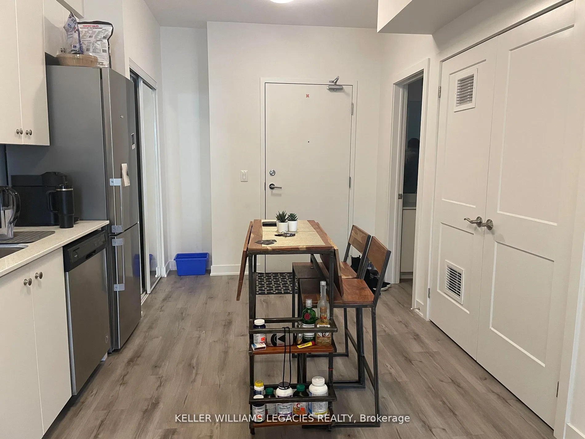 110 Fergus Avenue, #310