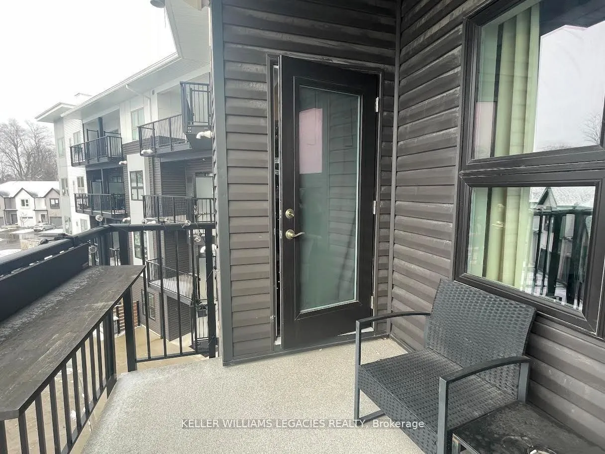 110 Fergus Avenue, #310