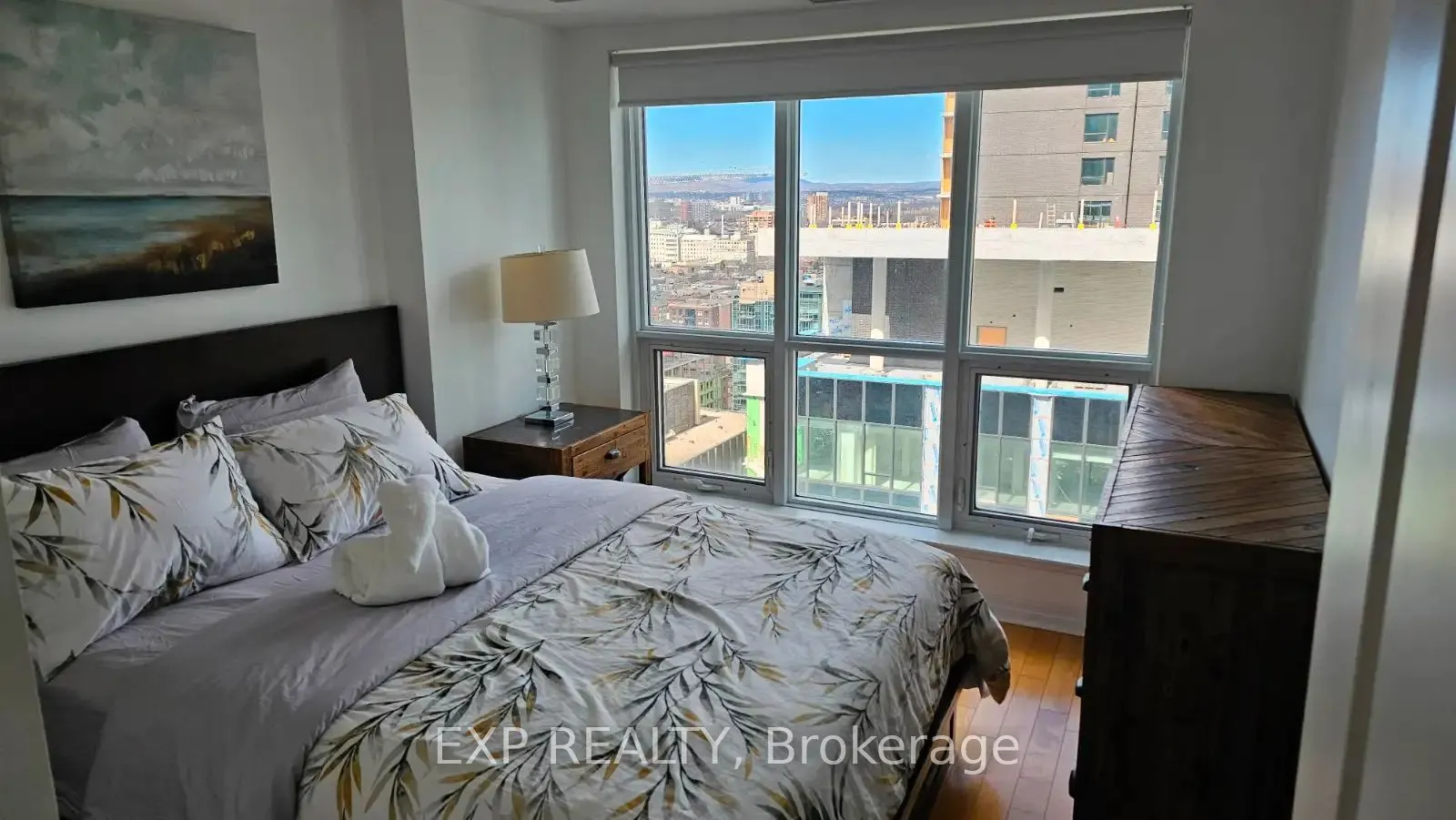 242 Rideau Street