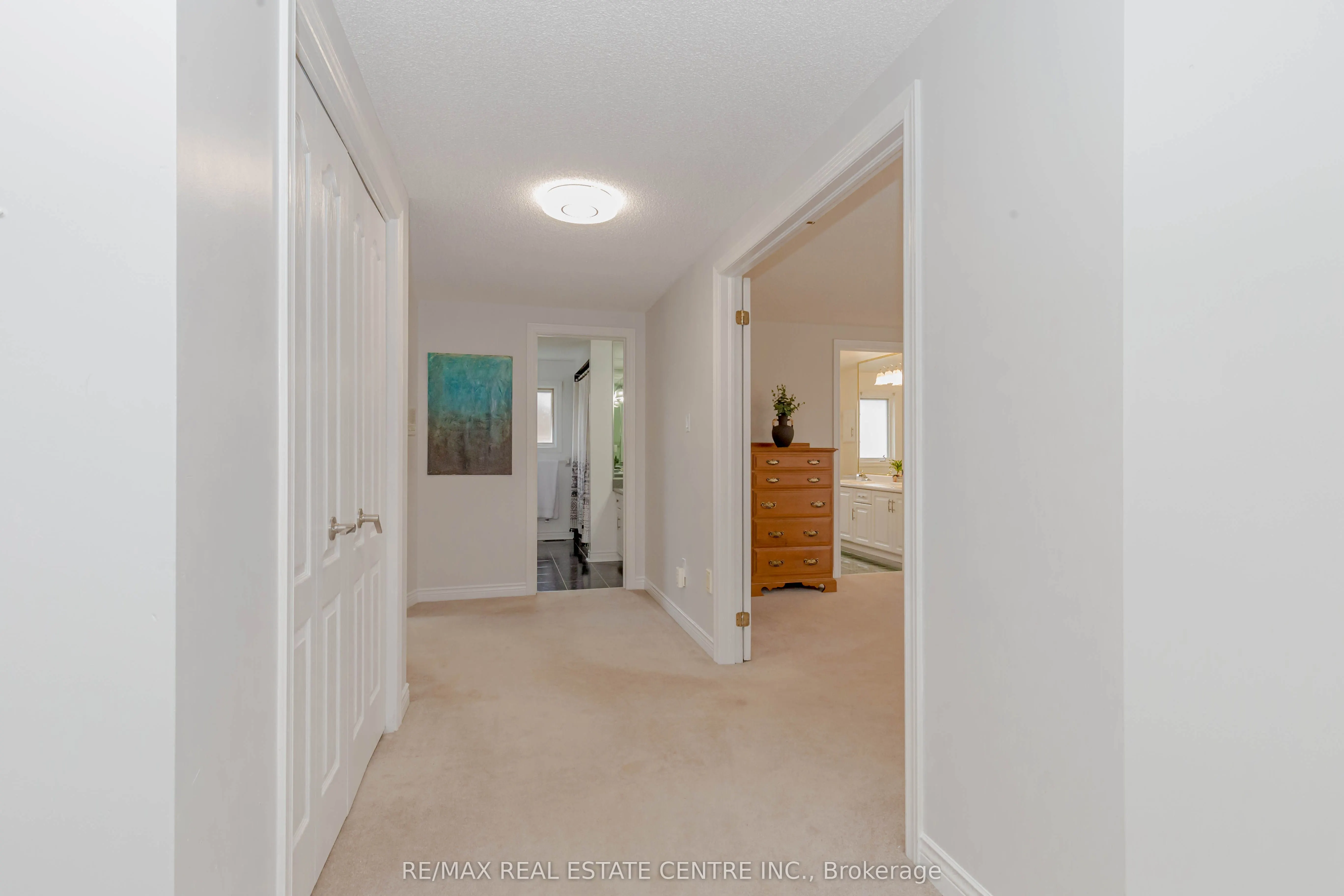 33 Strathroy Crescent