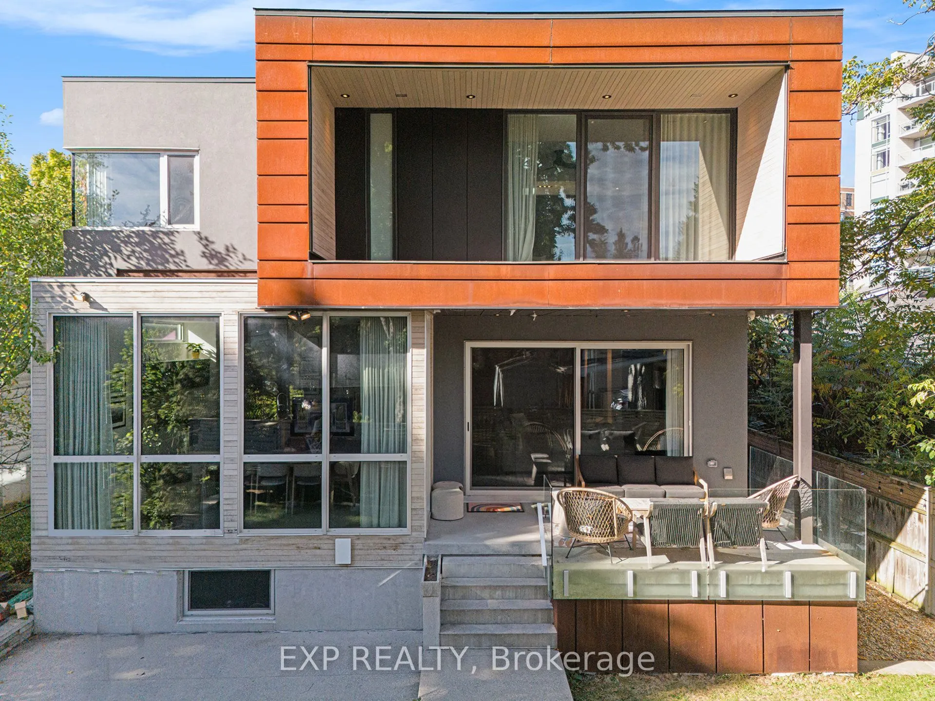 608 Byron Avenue
