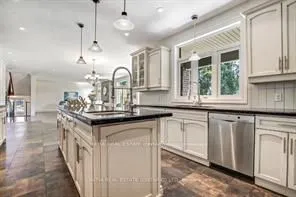 1615 Wickerson Gate