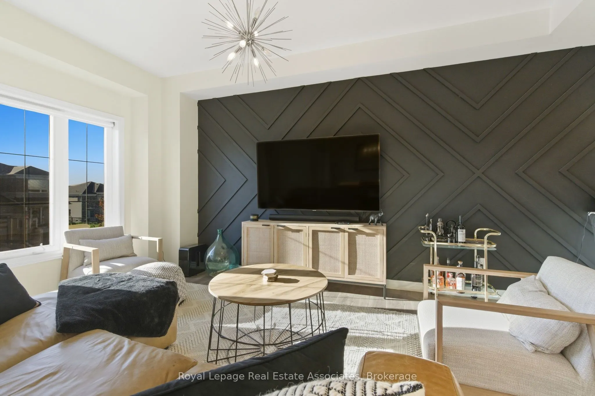 299 Skinner Road, #7
