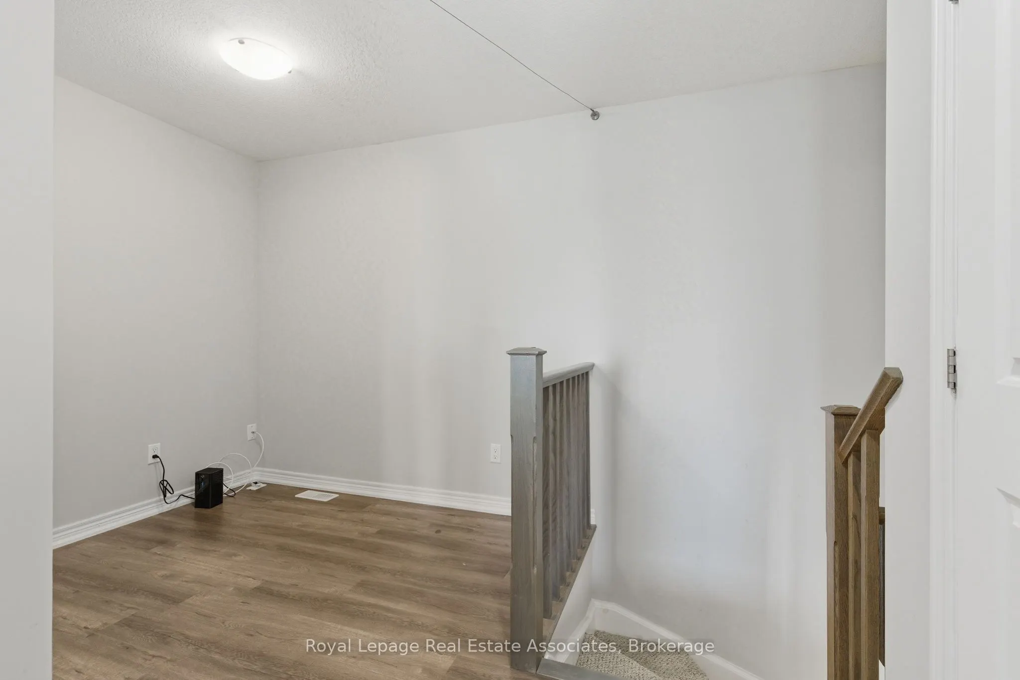 299 Skinner Road, #7