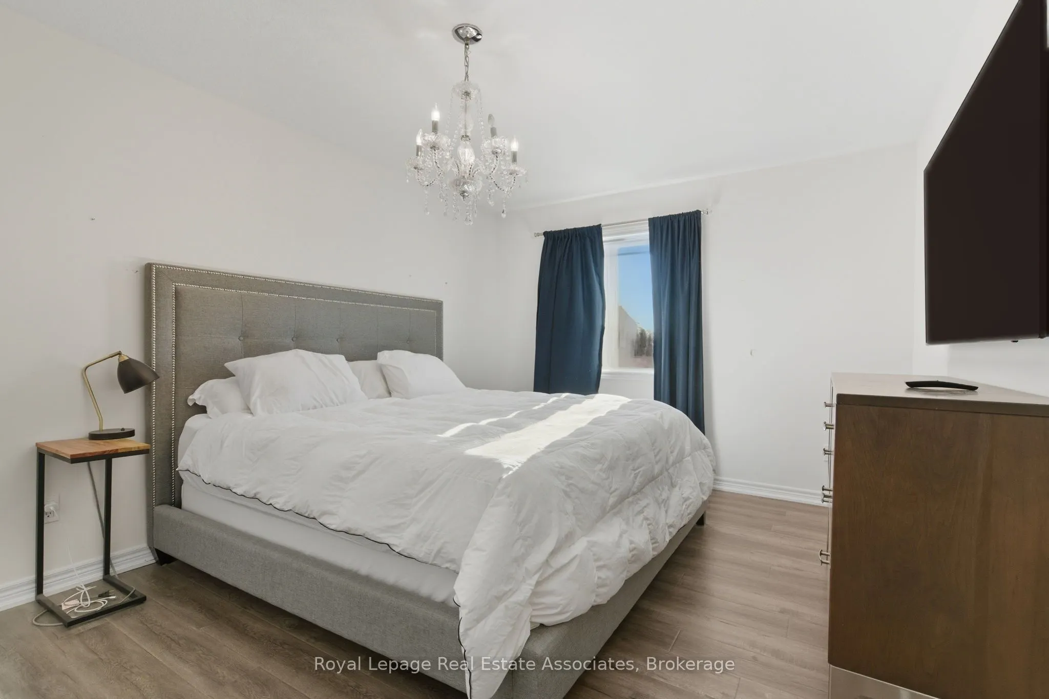 299 Skinner Road, #7