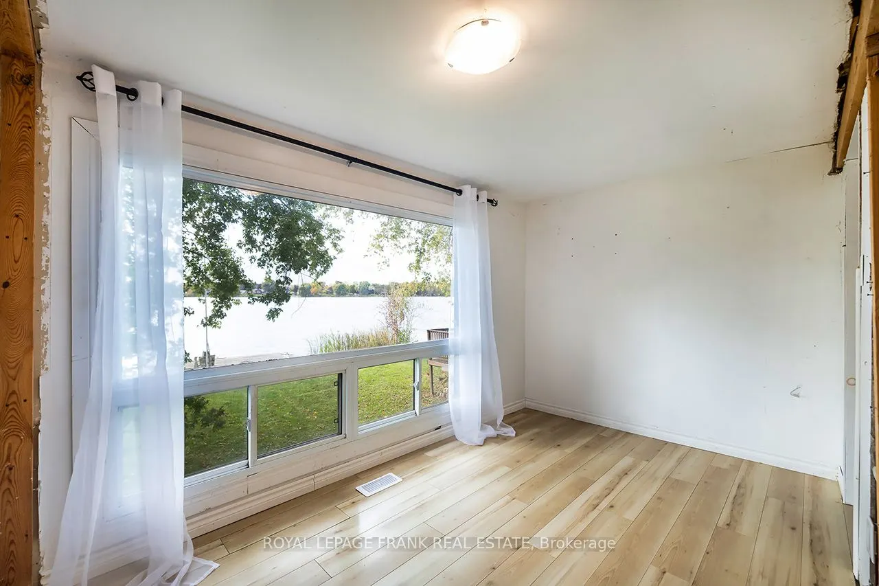 119 Oakdene Crescent