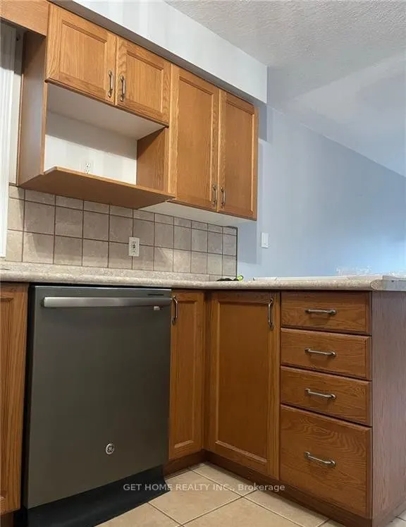 154 Bridlewreath Street, #UPPER