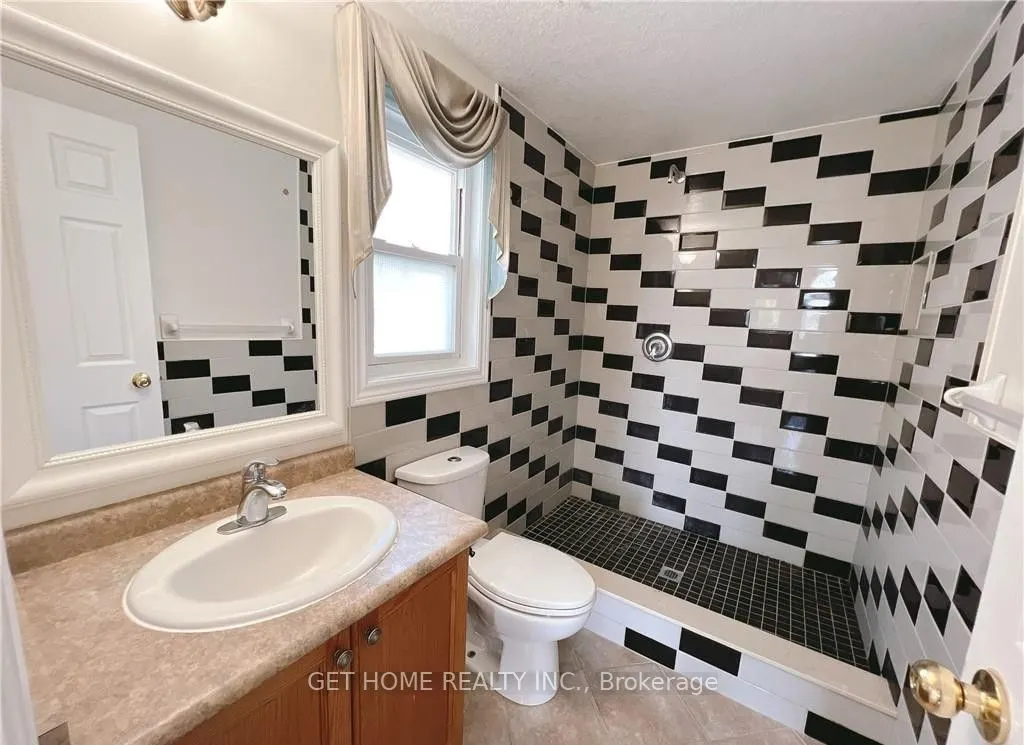 154 Bridlewreath Street, #UPPER