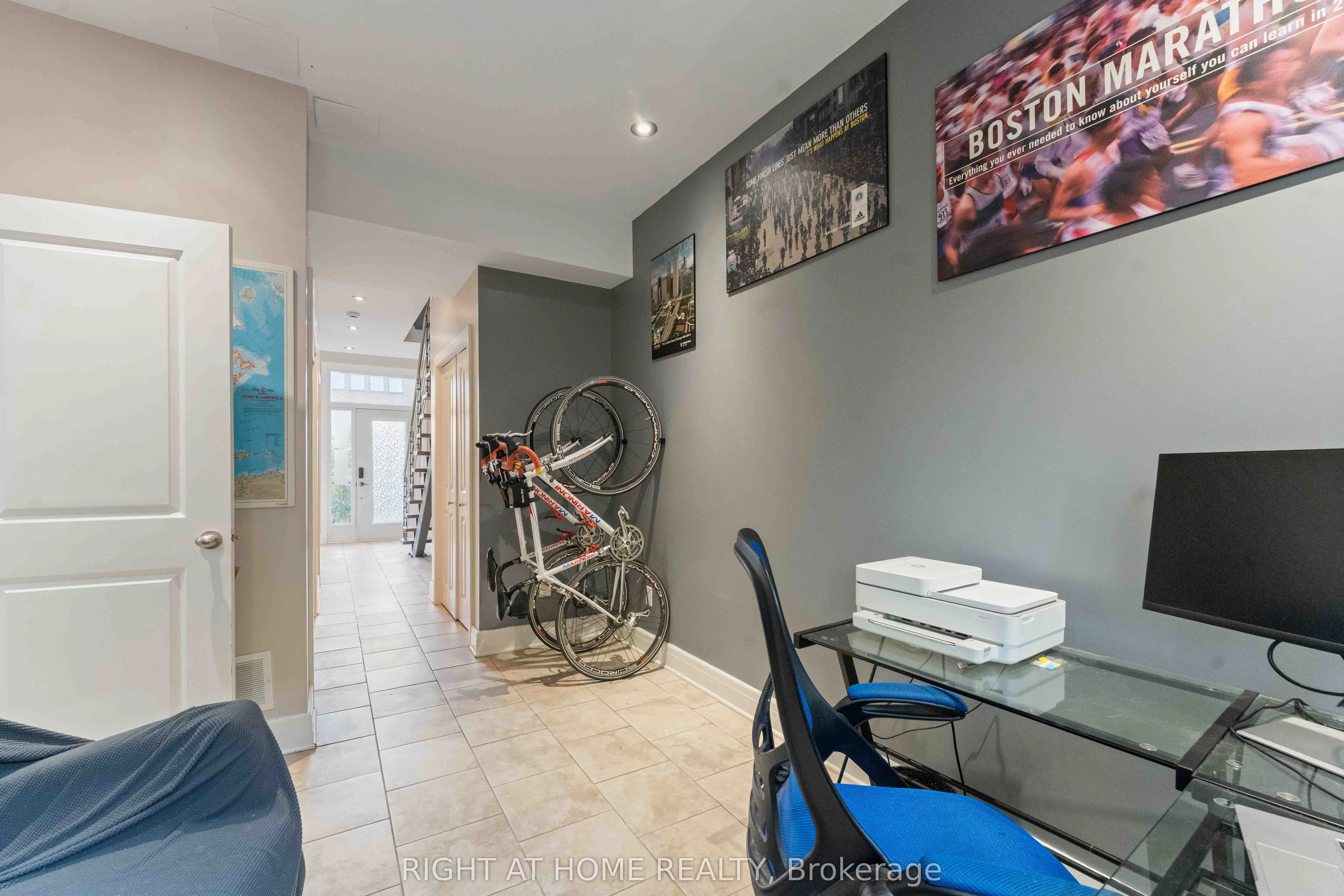 110 Little London Private