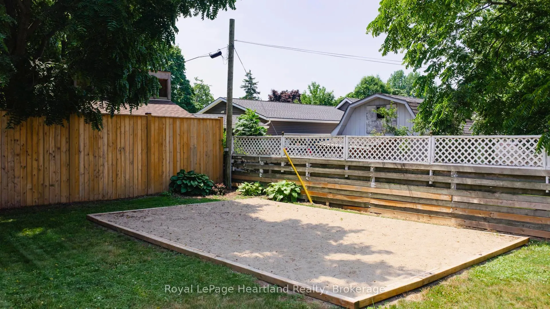 148 BRITANNIA Road E
