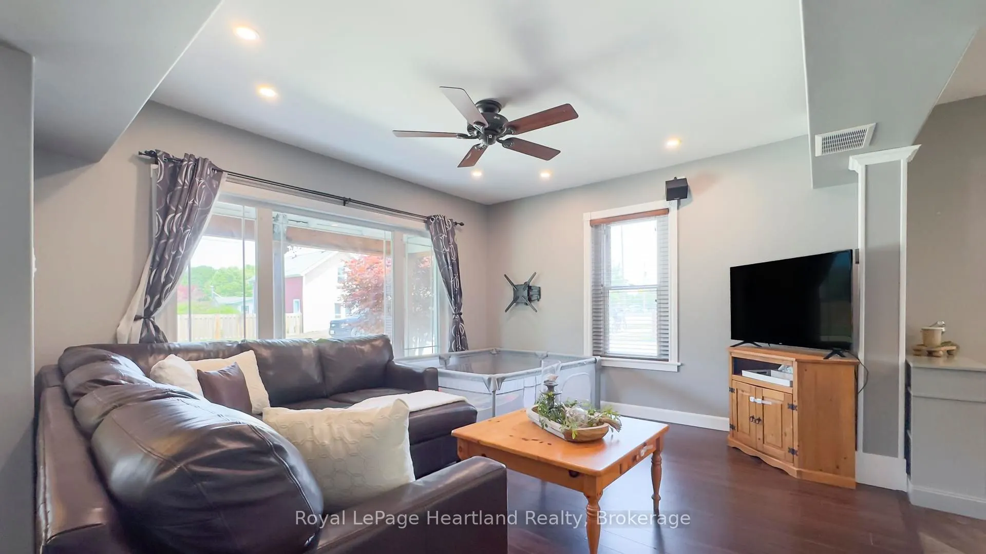 148 BRITANNIA Road E