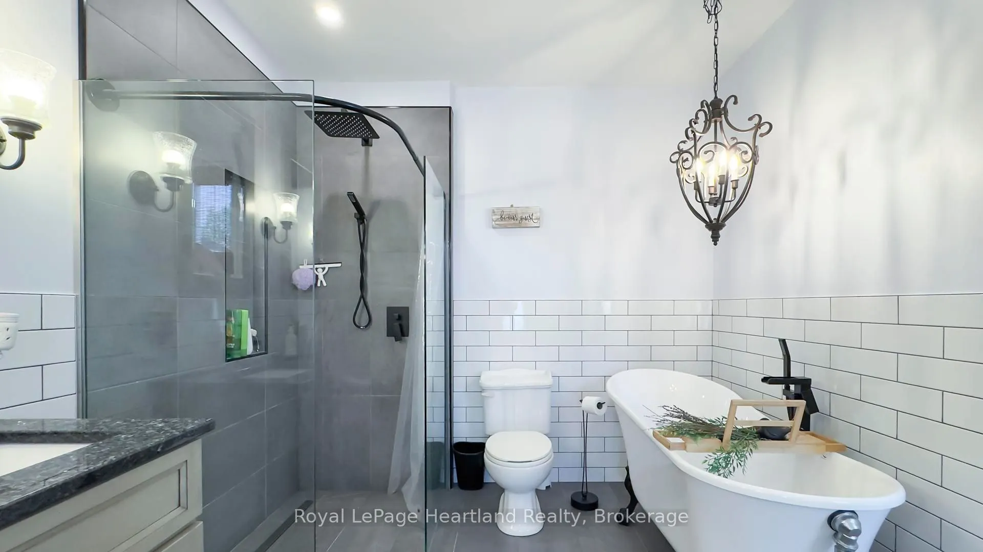 148 BRITANNIA Road E