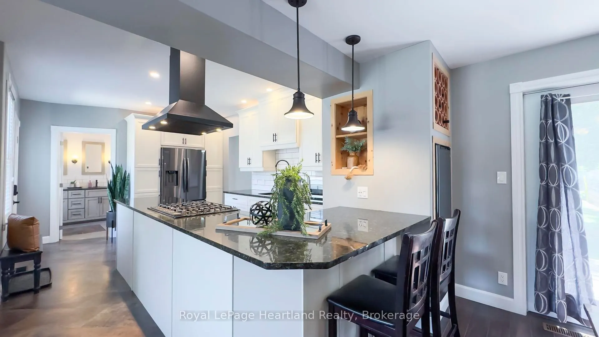 148 BRITANNIA Road E