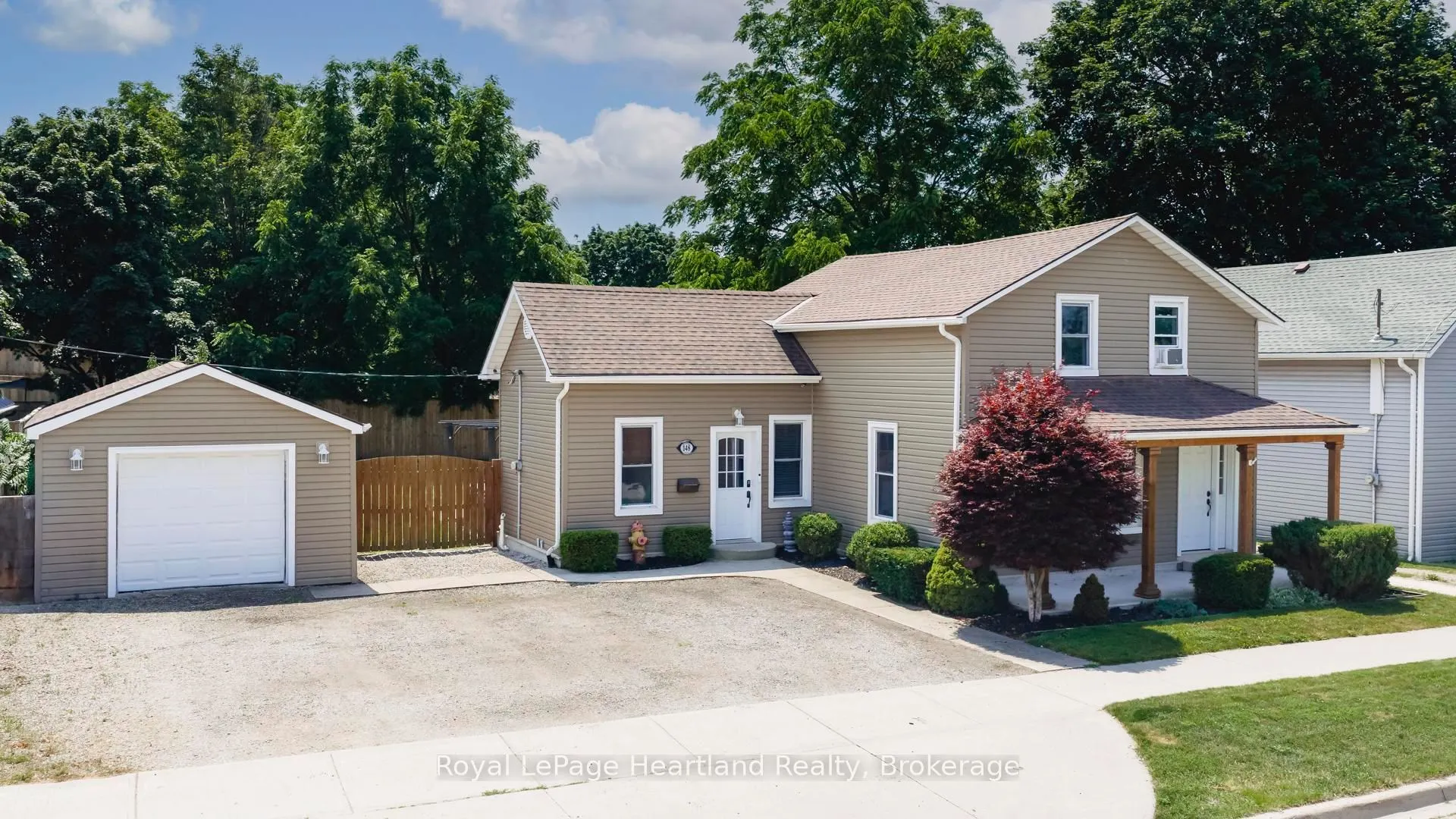 148 BRITANNIA Road E