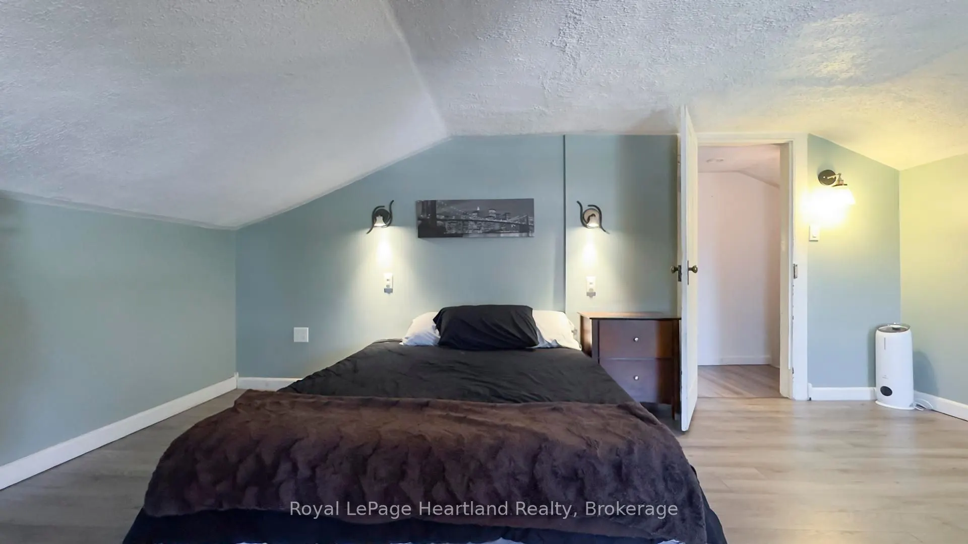 148 BRITANNIA Road E