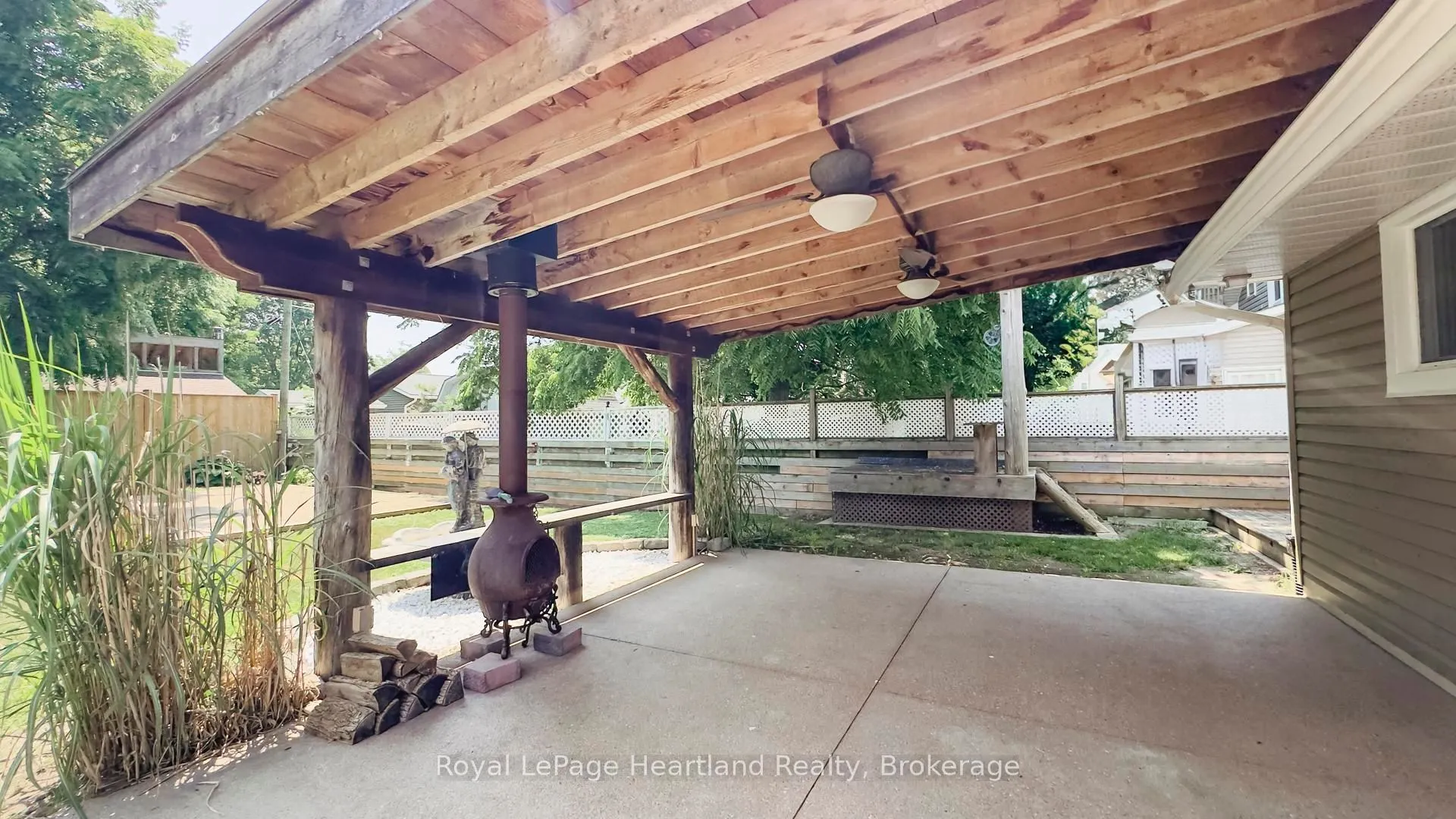 148 BRITANNIA Road E