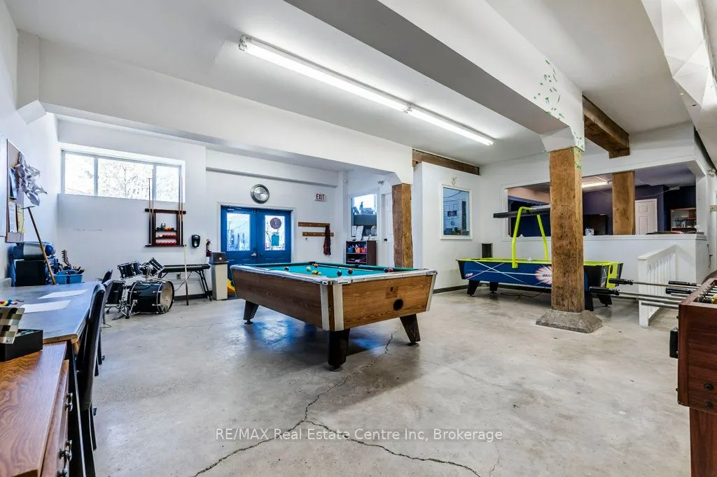 280 St Patrick Street W