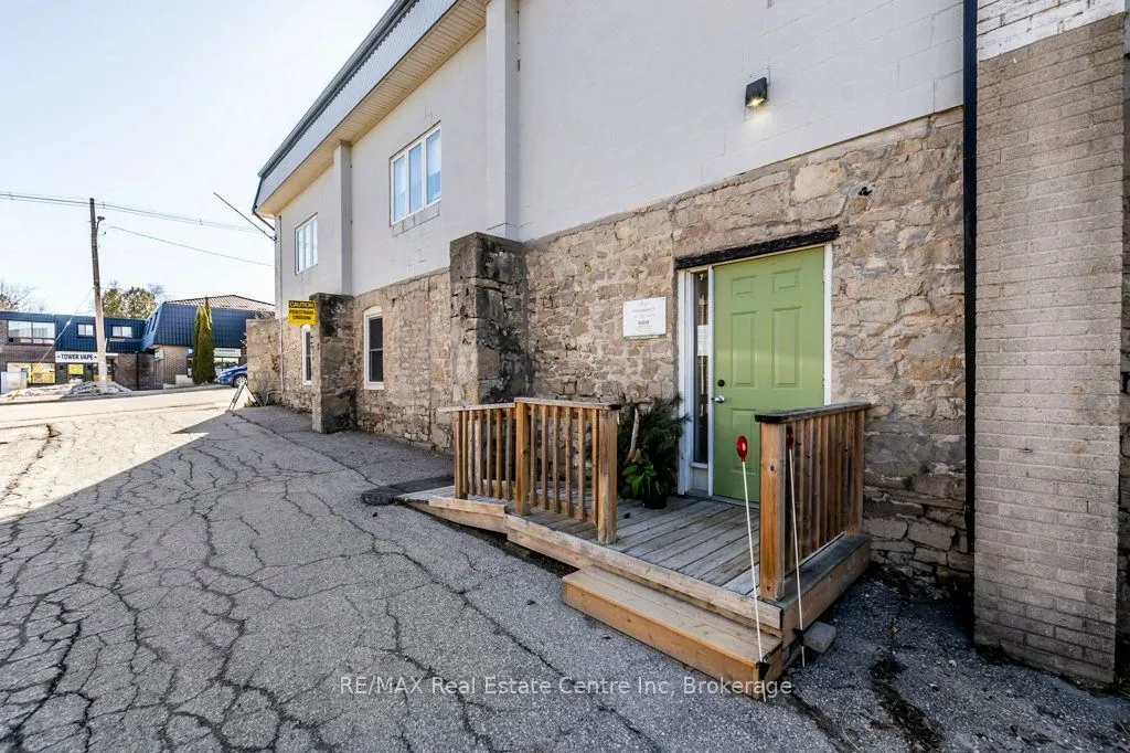 280 St Patrick Street W